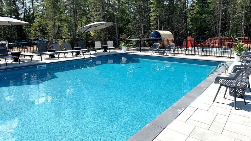 Spa & Sauna - Le Norvegien Chalet in Quebec