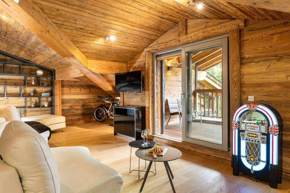 Black Diamond - Chalet Charlie Chalet in Tignes