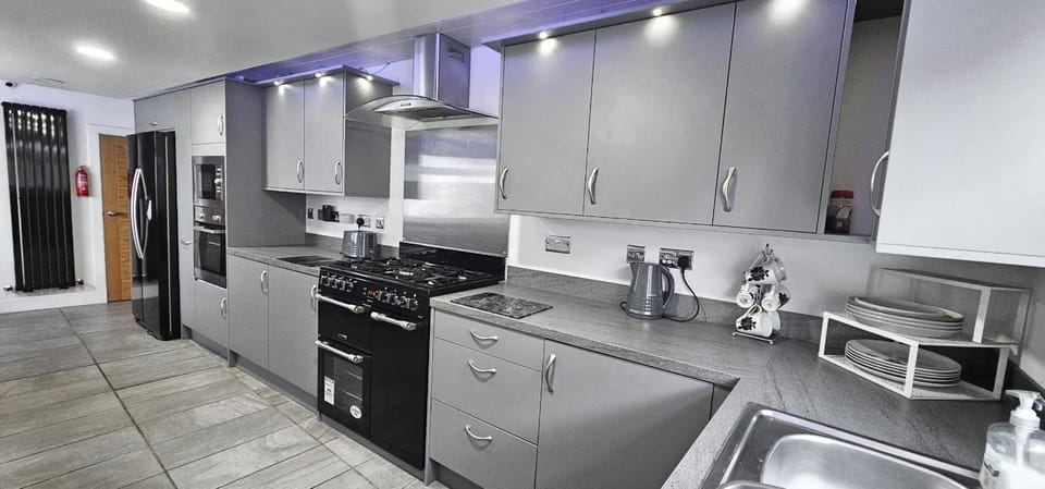 Kitchen or kitchenette, Kitchen or kitchenette