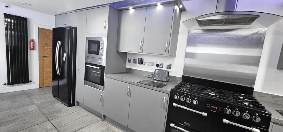 Kitchen or kitchenette, Kitchen or kitchenette