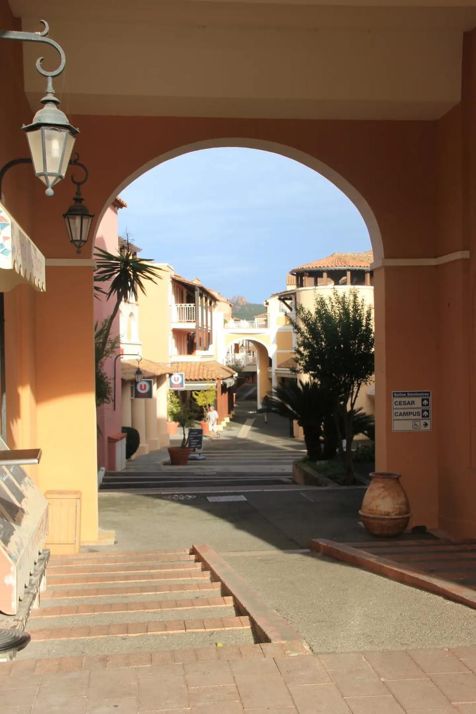 Cap Esterel VILLAGE duplex vue mer et Golf Apartment in Saint-Raphael