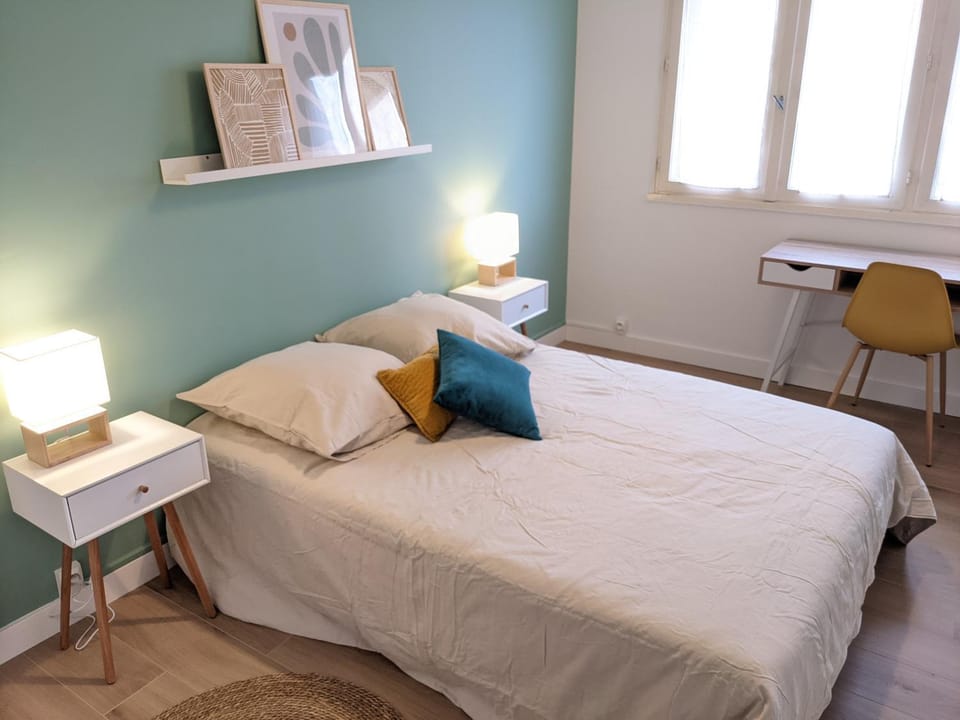 Cosy Iris- T4 - Avec Balcon & Parking gratuit Apartment in Pau
