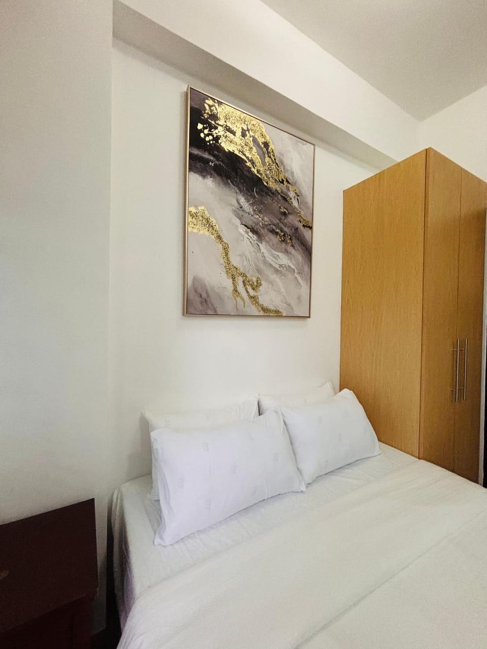 Bed, Decorative detail, Bedroom