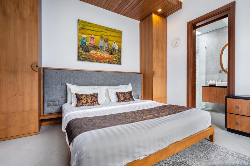 Bed, Photo of the whole room, Bedroom, wardrobe