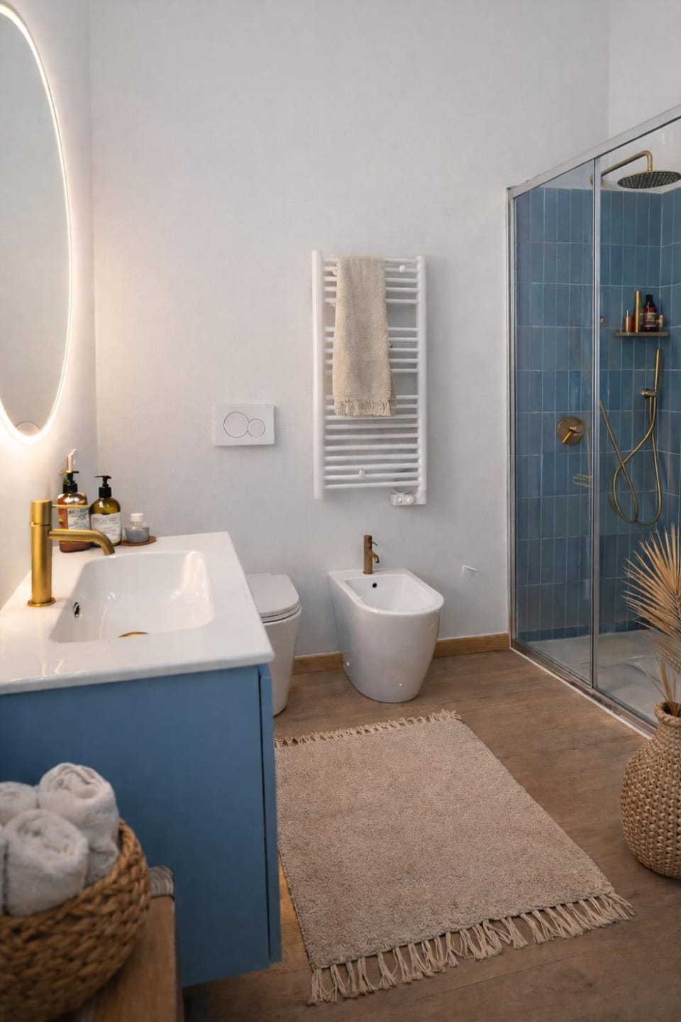 Shower, Bathroom, bidet, washing machine