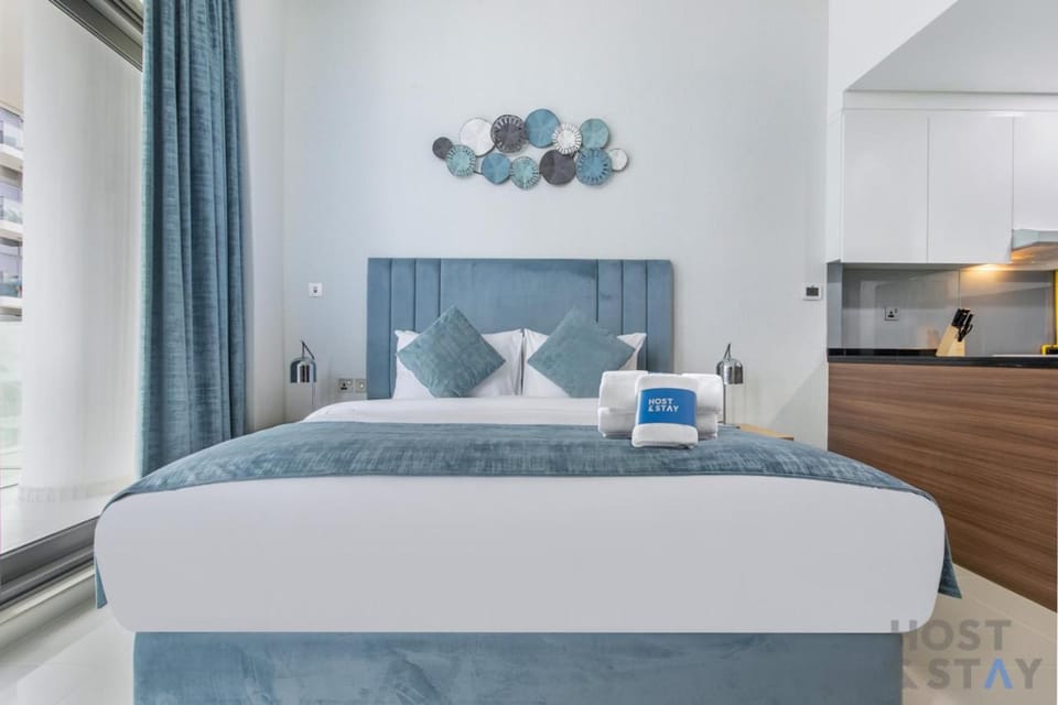 Bed, Kitchen or kitchenette, Photo of the whole room, Bedroom