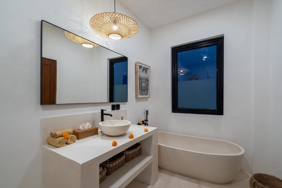 Villa Mila - Luxury 1BR Private Villa 150m from the Beach Villa in Mengwi