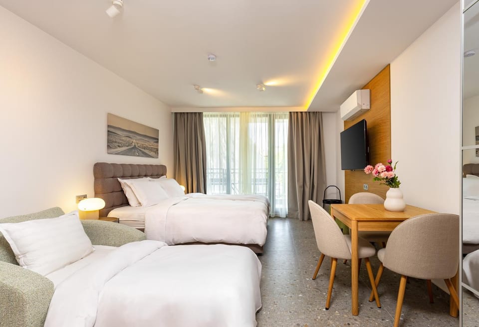 Living room, Bedroom