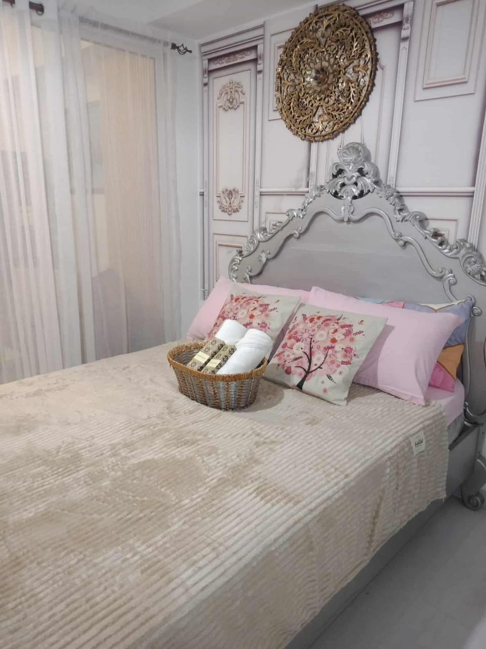 Azure Urban Resort Residences - St Tropez Tower Apartment in Paranaque