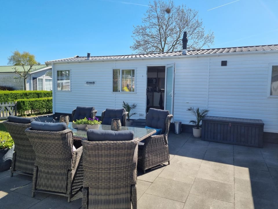 Stacaravan 161 Capfun camping Bongerd 5 sterren Gezin 5 personen Campground/ 
RV Resort in North Holland (province)