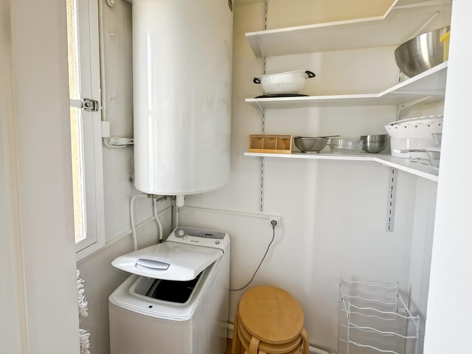 Spacious 2 bedroom apartment with parking Apartment in Saint-Tropez