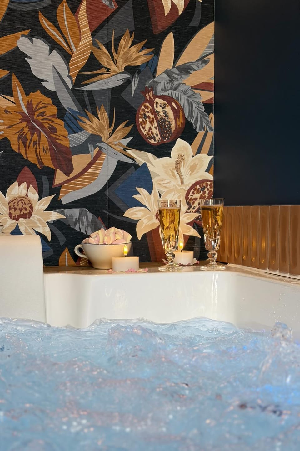 Hot Tub, Hot Tub