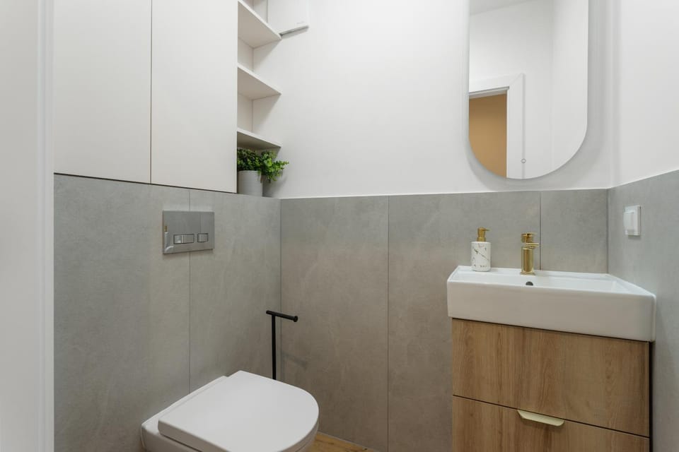 Toilet, Bathroom