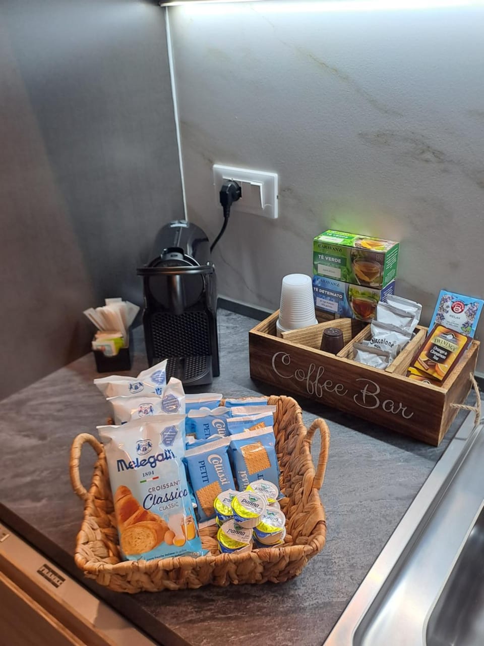 Food and drinks