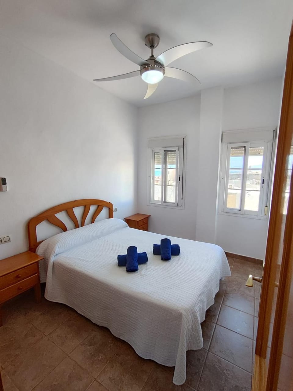 Bed, Photo of the whole room, Bedroom, Pool view, Street view, towels