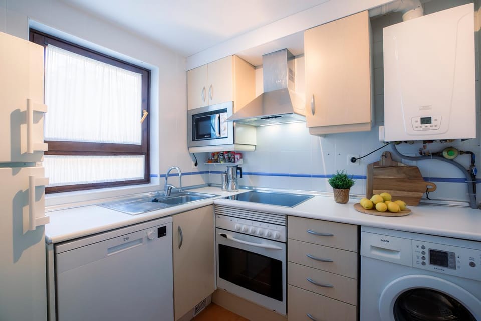 Pinaserena Chic duplex with garden in Villanúa Apartment in Aragon