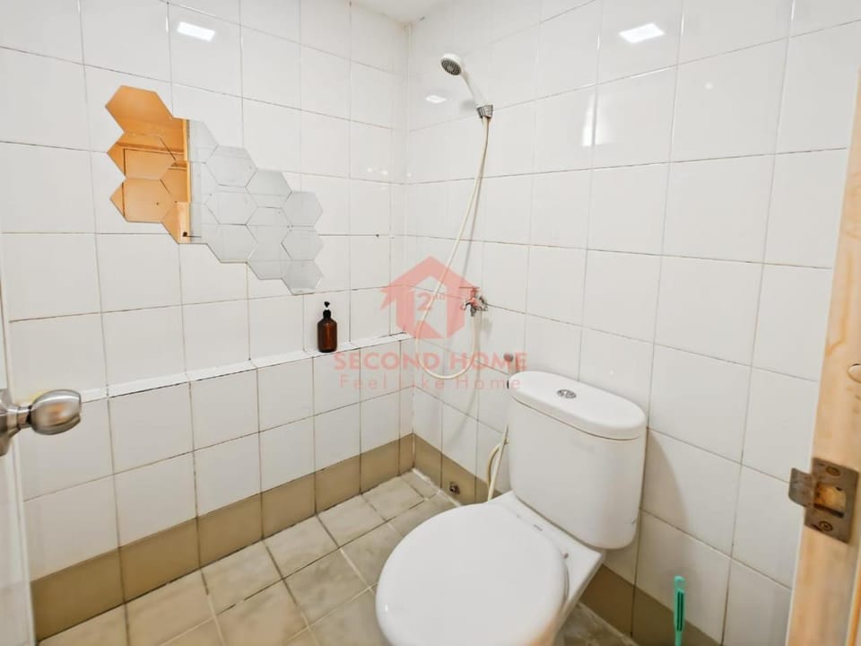 Cozy 2BR Bassura Apt pool WI-FI Netflix Apartment in Jakarta
