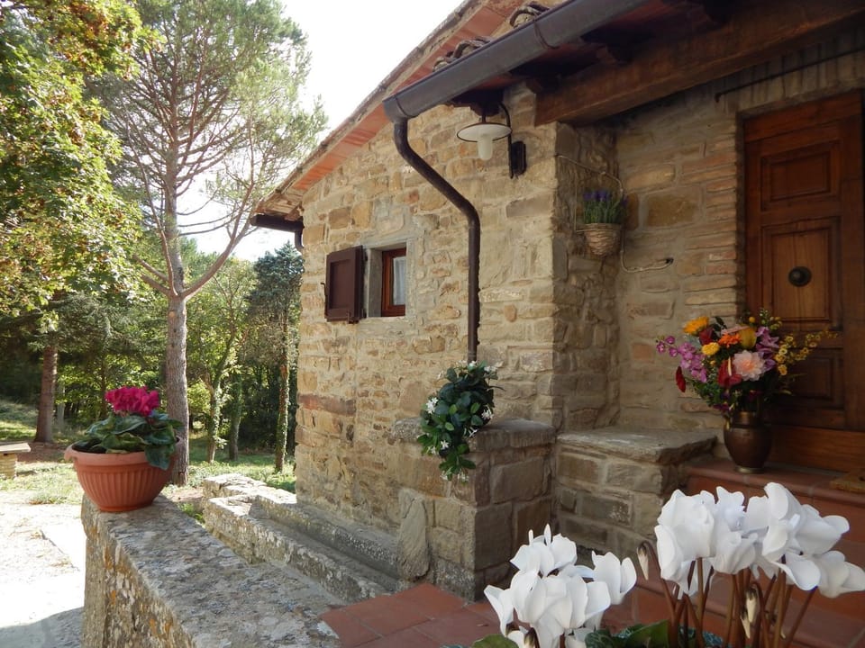 Facade/entrance, Day