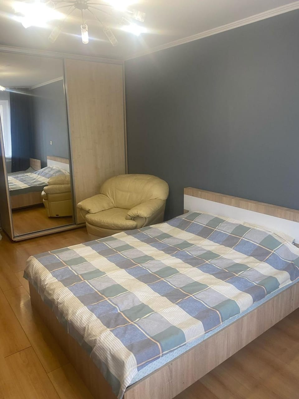 Чудова квартира біля ТРЦ Лавина Apartment in Ukraine