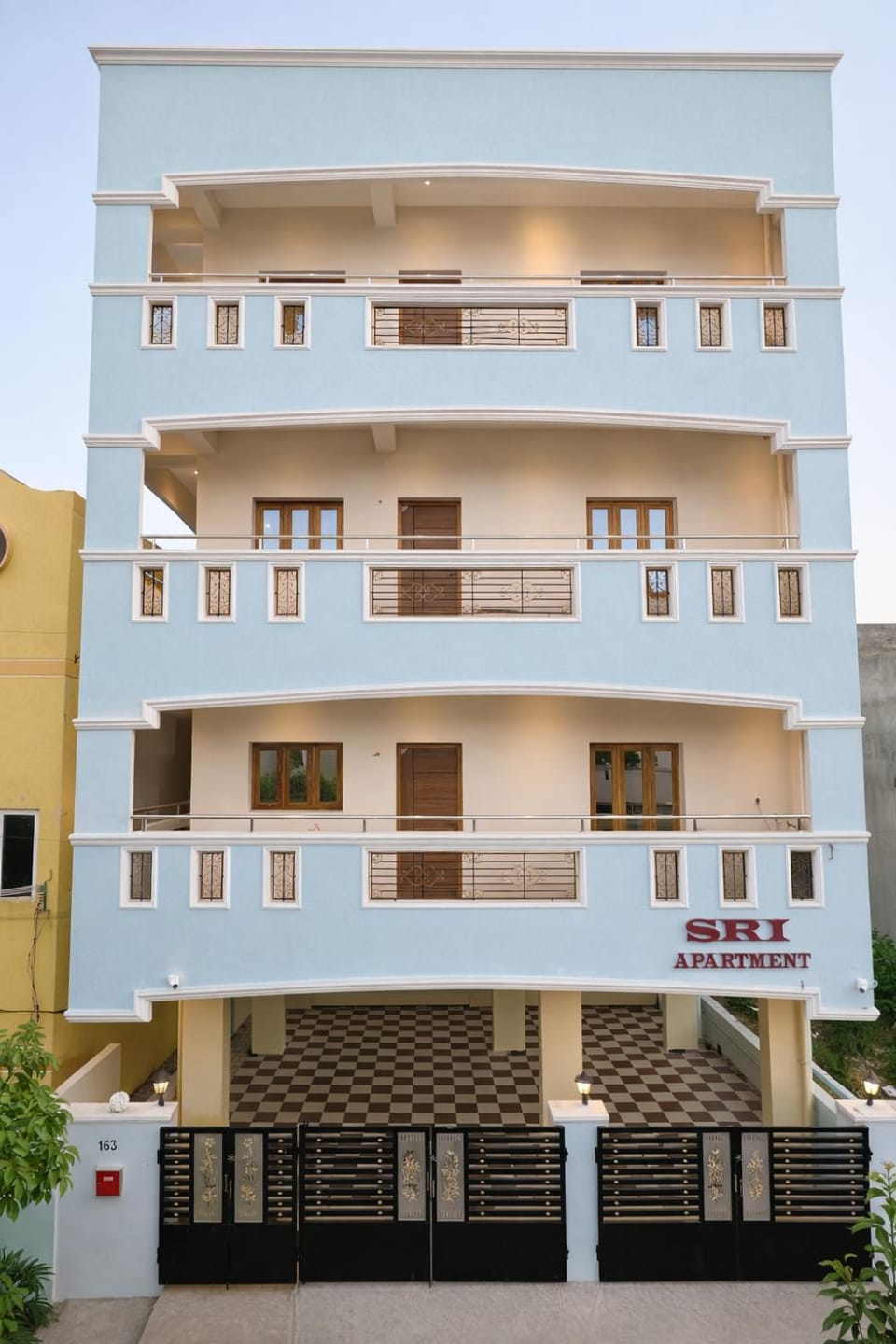 Property building, Balcony/Terrace
