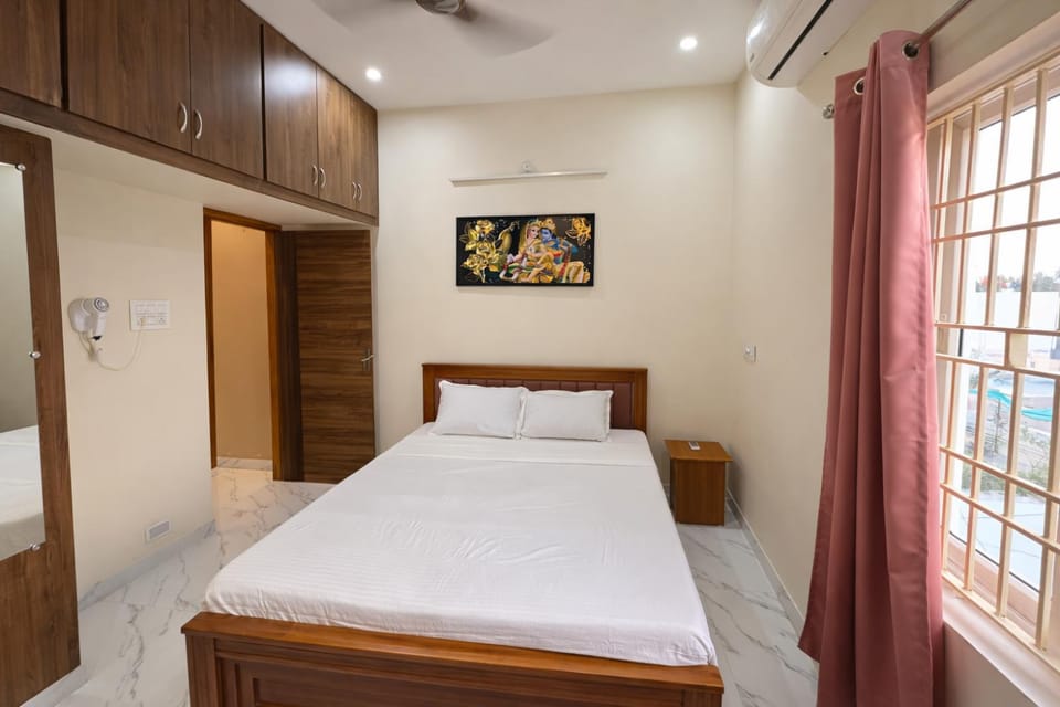 Bedroom, air conditioner