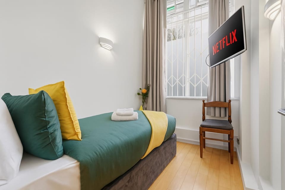 Zen Apartment - CAMDEN MARKET, 5 mins from tube - by KeyHol Holidays Apartment in London Borough of Islington
