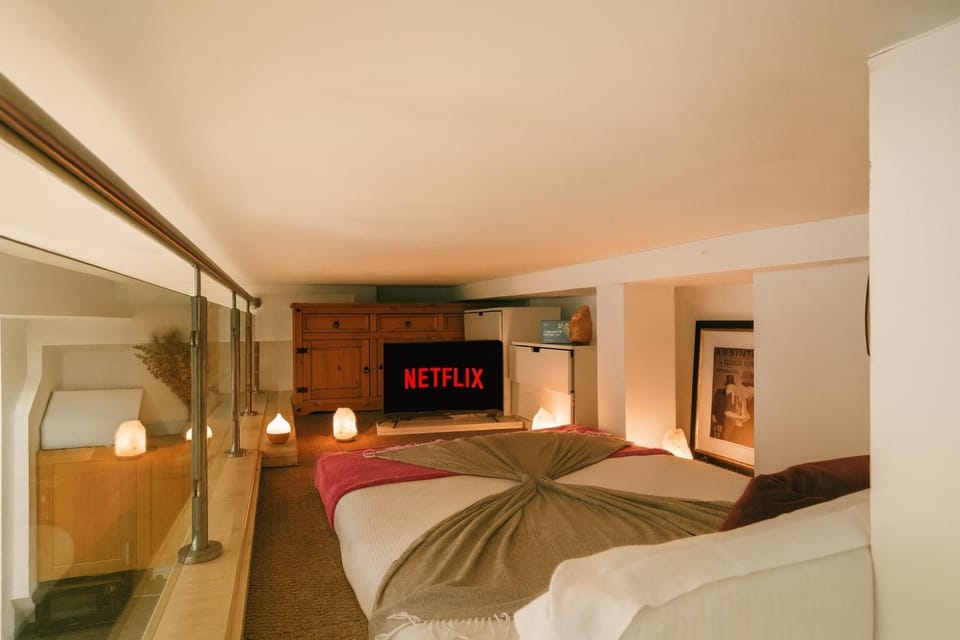 Zen Apartment - CAMDEN MARKET, 5 mins from tube - by KeyHol Holidays Apartment in London Borough of Islington