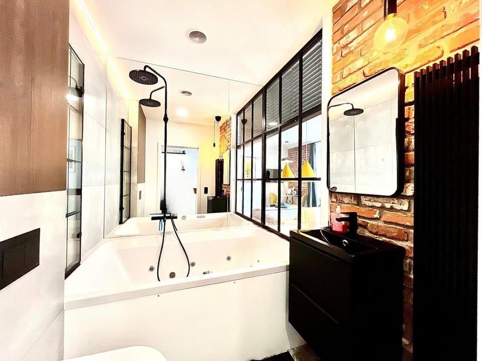 Hot Tub, Bathroom, Bath