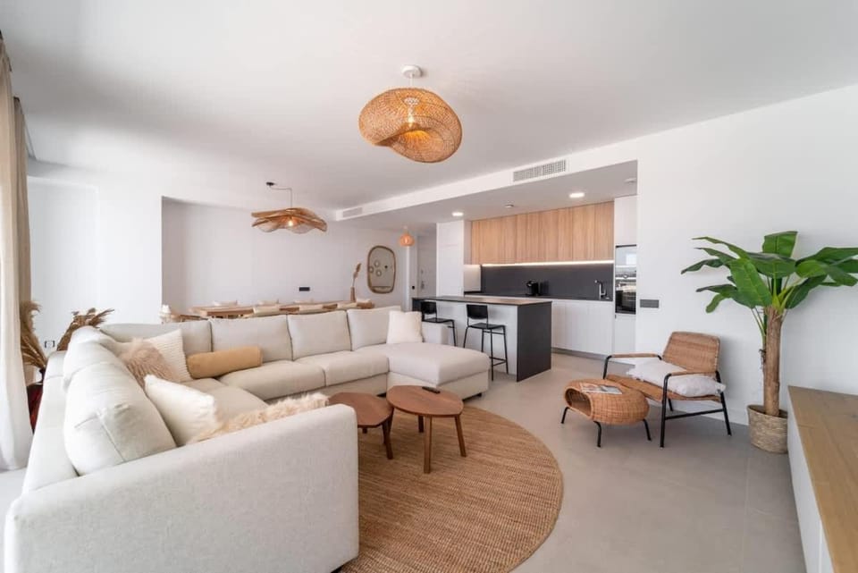 Kitchen or kitchenette, Living room, Seating area