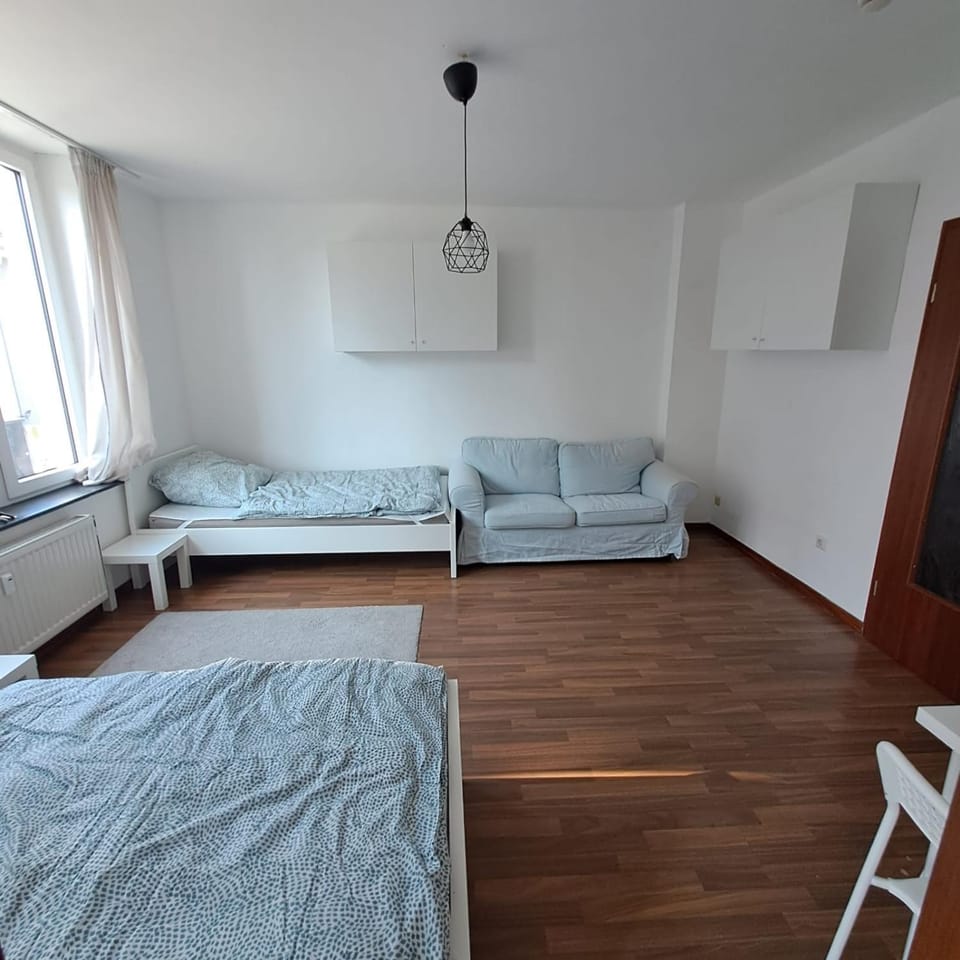 Bed, Living room, Photo of the whole room, Seating area, Bedroom