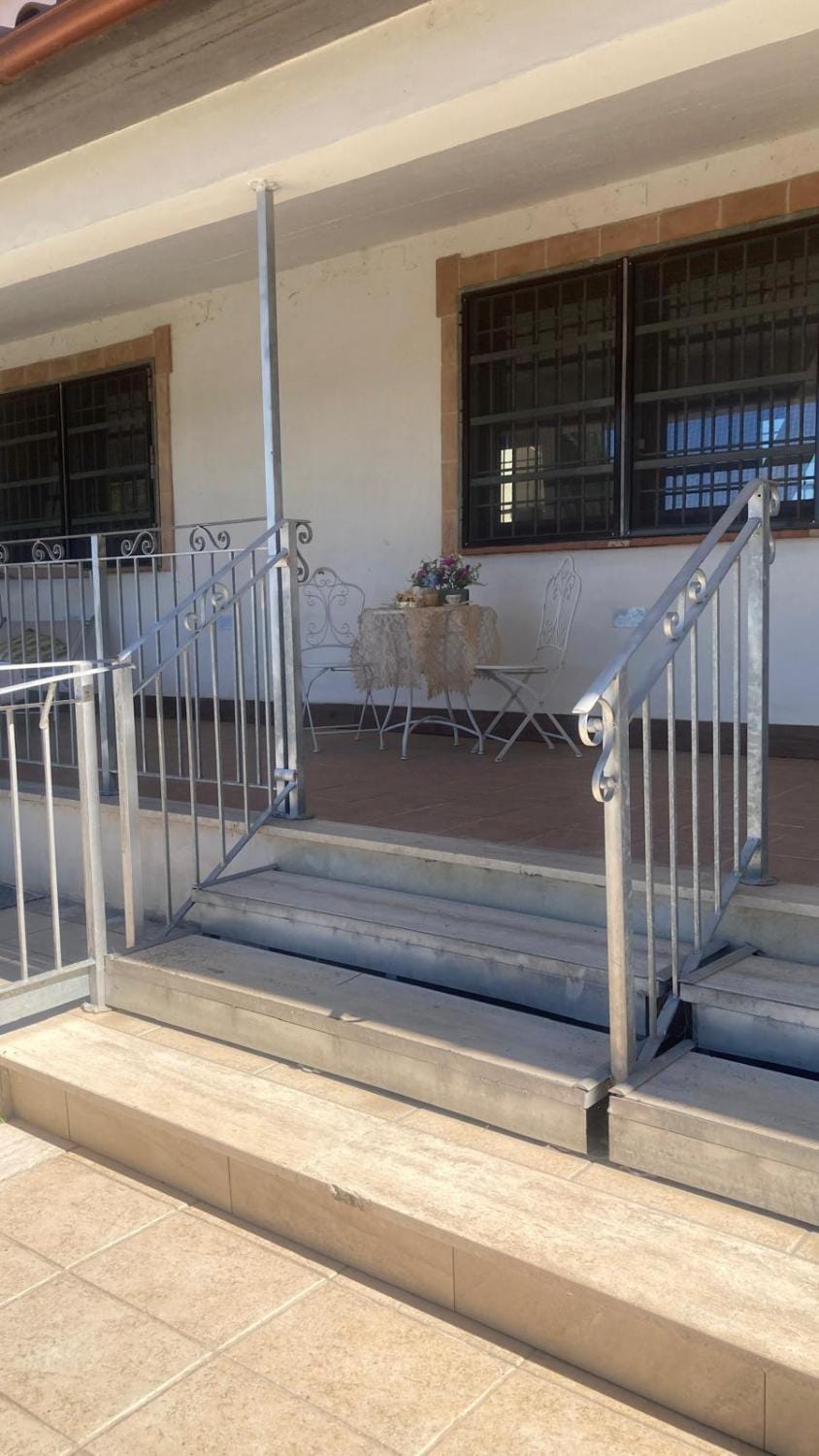 Property building, Balcony/Terrace