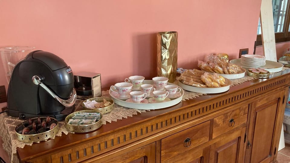 Food and drinks, Breakfast, Buffet breakfast