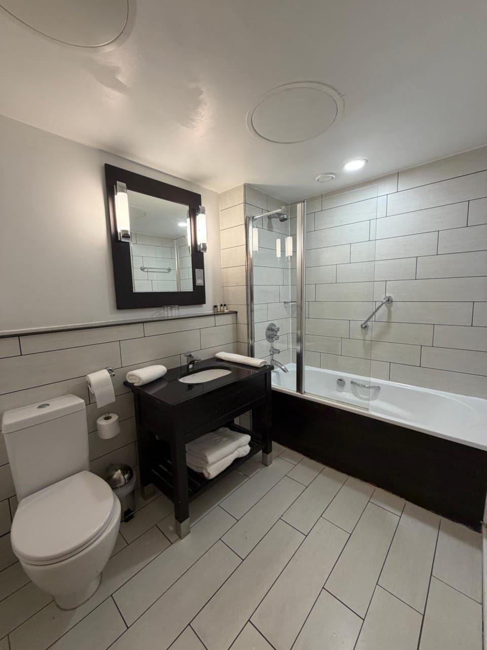 Toilet, Bathroom, Bath
