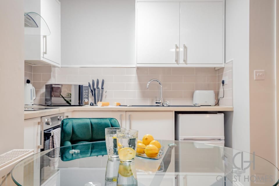 Guest Stays - Bridge Street Studio 1 Apartment in Evesham