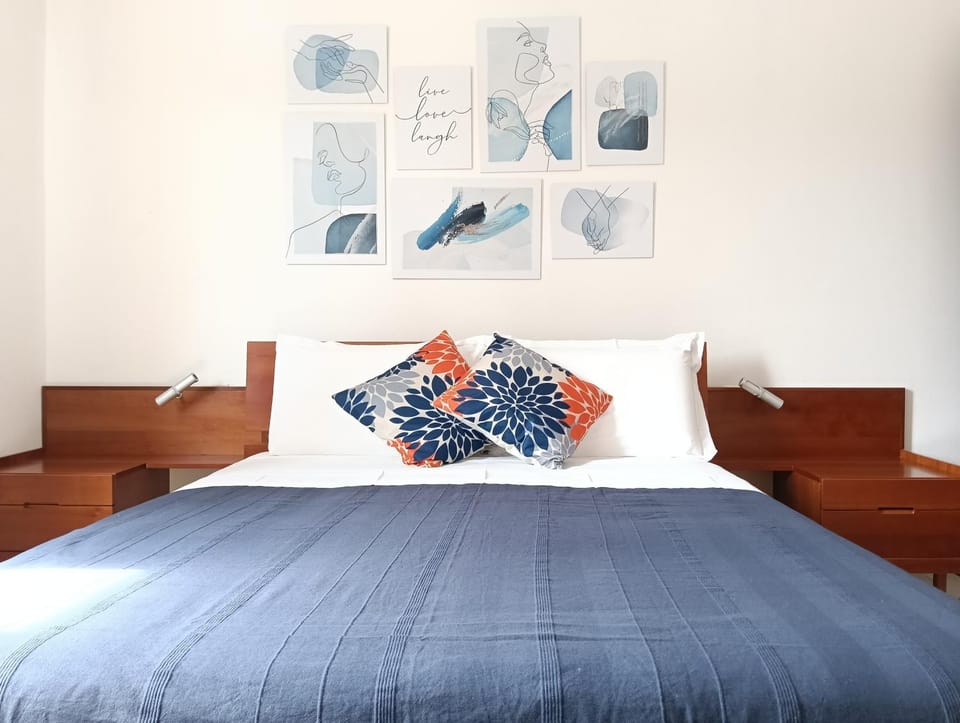 Bed, Bedroom