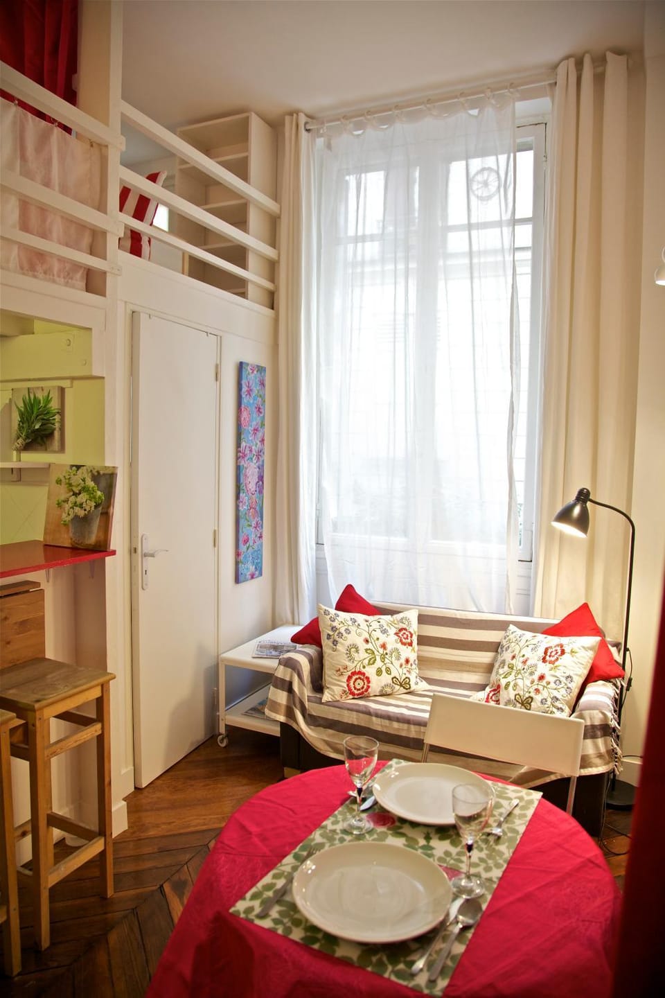 Living room, Dining area