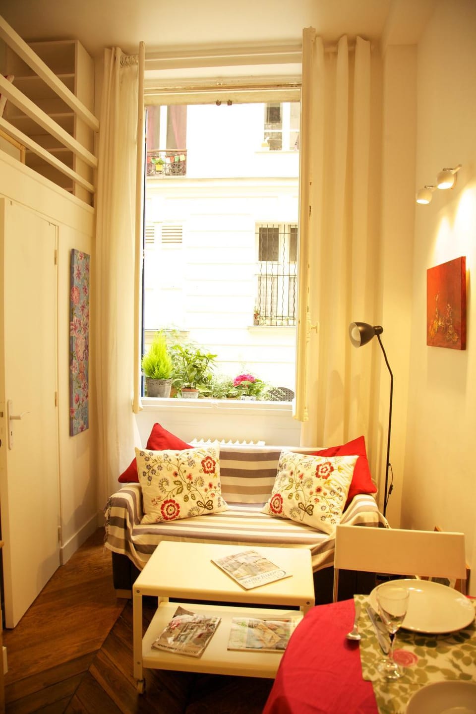 Living room, Dining area