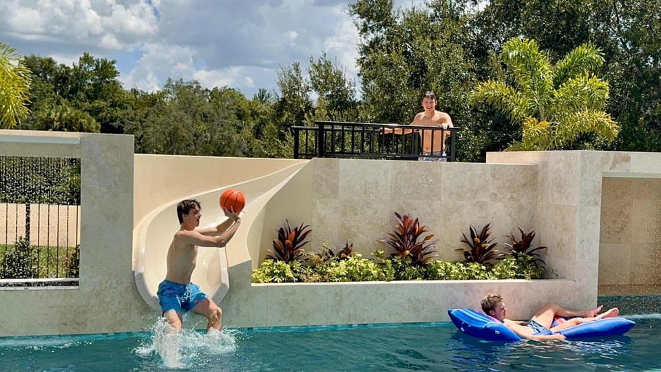 Wondara Retreat - Golf Sim - Star Wars-Frozen-Lego Batman-Pool W-Slide by Disney House in Four Corners