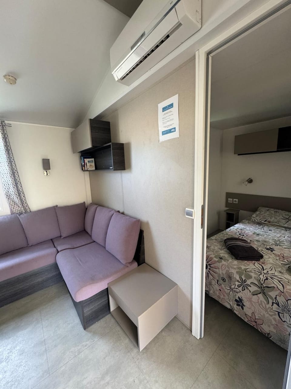 Bed, Living room, Photo of the whole room, Seating area, Bedroom, wardrobe, air conditioner