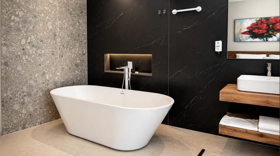 Bathroom, Bath