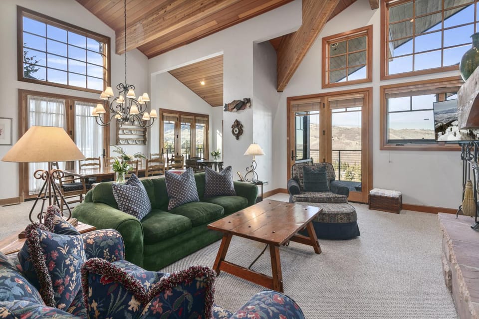 Stag Lodge at Deer Valley Resort - 4 Bed - Spa #37 condo Apartment in Park City