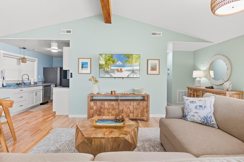 6062 - Hummingbird Haven House in Nags Head