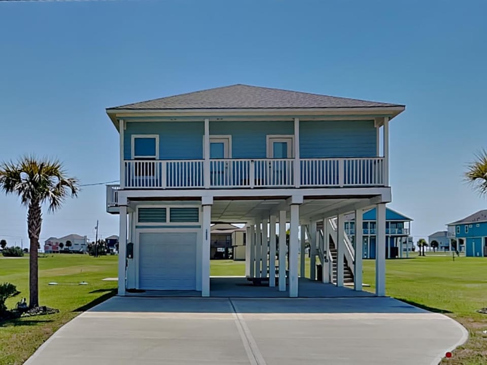Mermaid Alley House in Hitchcock