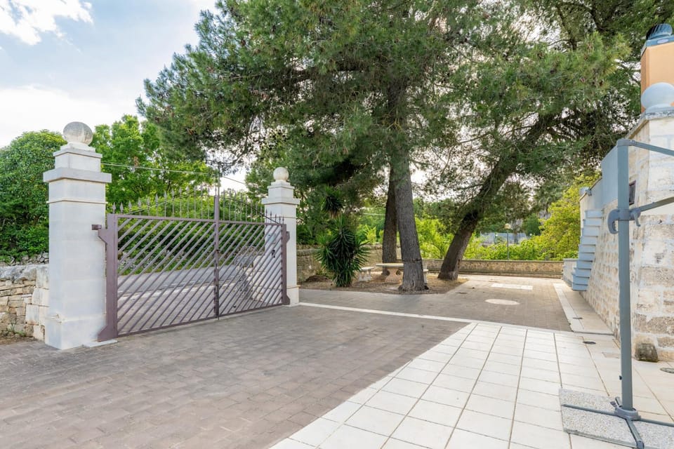 I Tre Trulli Bed and Breakfast in Province of Taranto