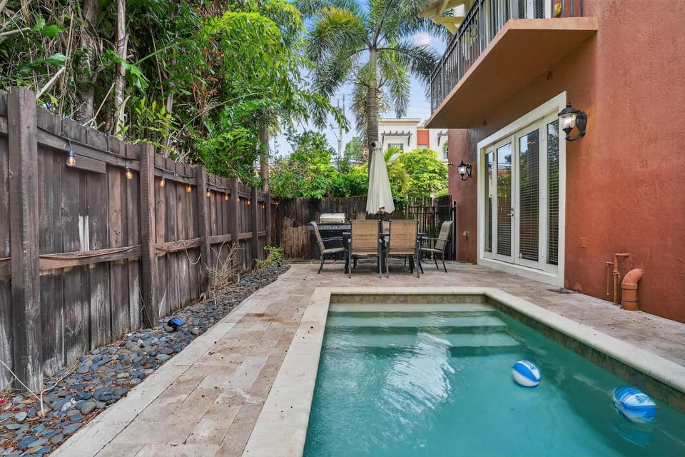 Fort Lauderdale Home Private Pool - Rooftop House in Fort Lauderdale