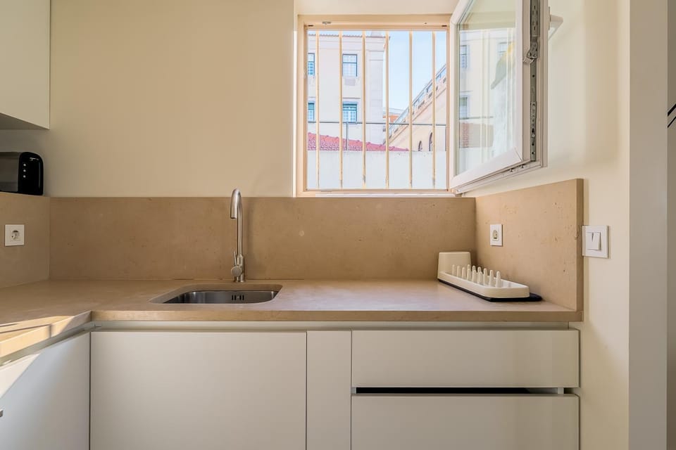 Kitchen or kitchenette, Living room