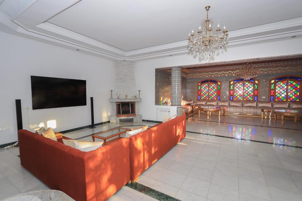 Communal lounge/ TV room, TV and multimedia, Evening entertainment