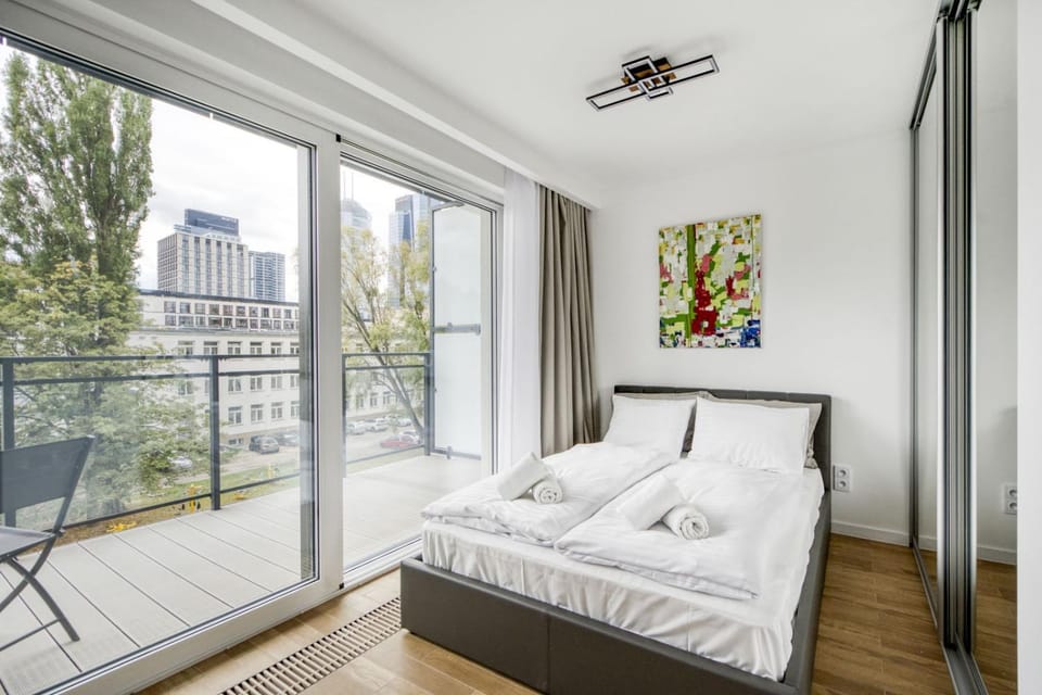 Bed, Balcony/Terrace, Bedroom