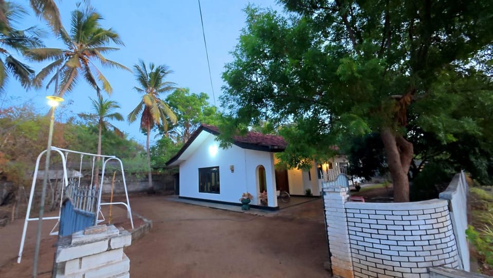 Property building, Garden view