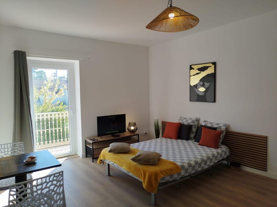 Appart T2 wifi Tv Balcon Jardin Parking Apartment in Provence-Alpes-Côte d'Azur